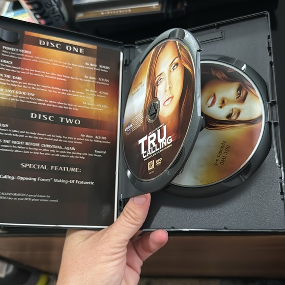Tru Calling The Complete Series DVDs 8 Discs Fox Eliza Dushku Jason Priestley - Picture 7 of 7